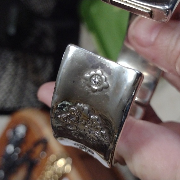 ❤️ BRIGHTON Silver plated hinged  bracelet with decorative design - Picture 4 of 5